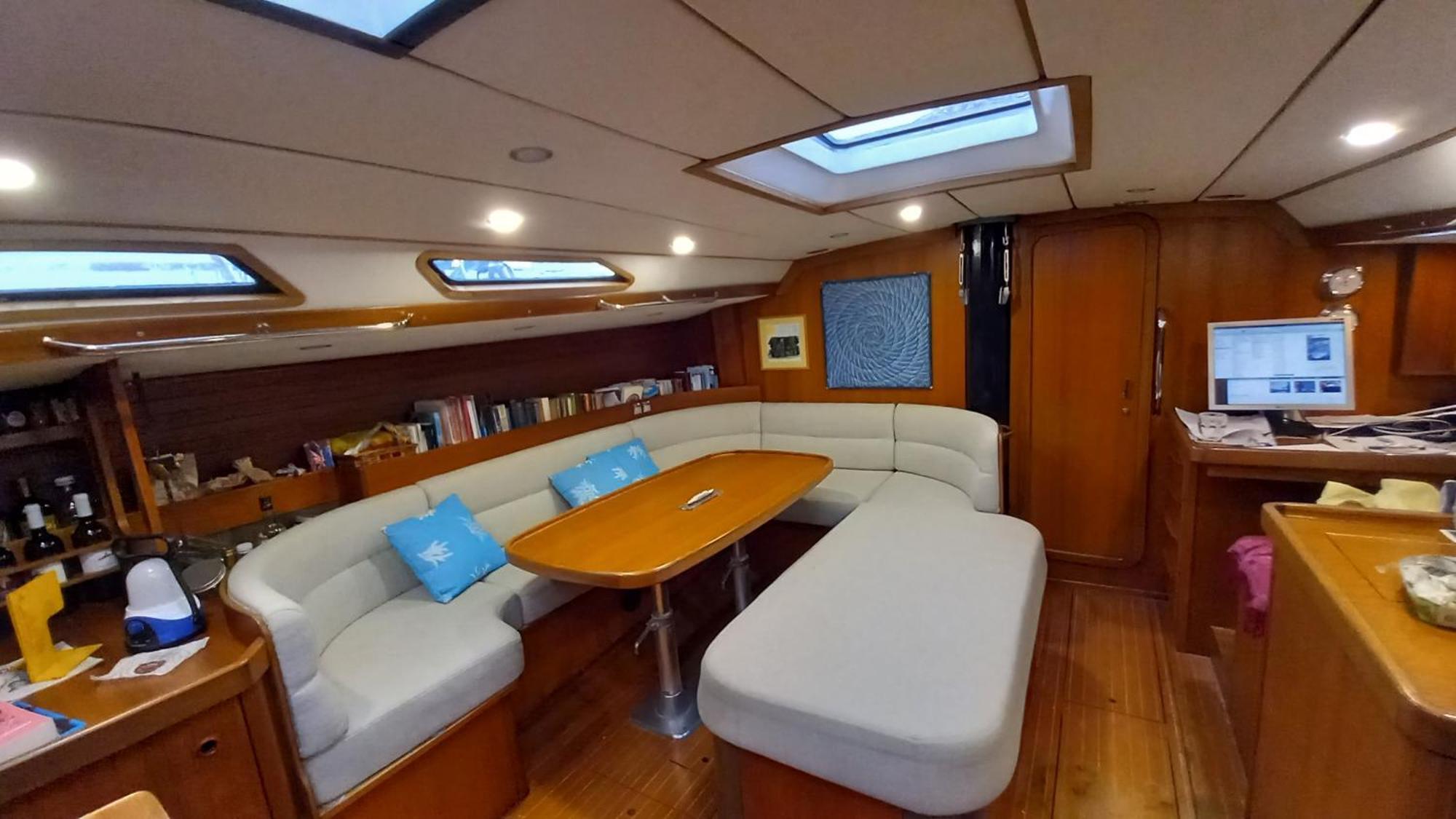 Botel Sailing Delfina Genoa